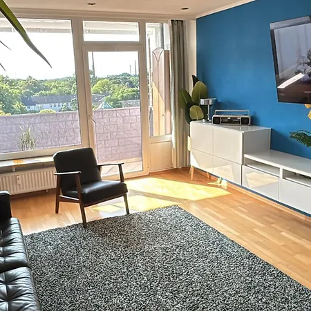 Quiet & Secure Modern Flat With Great View Appartement